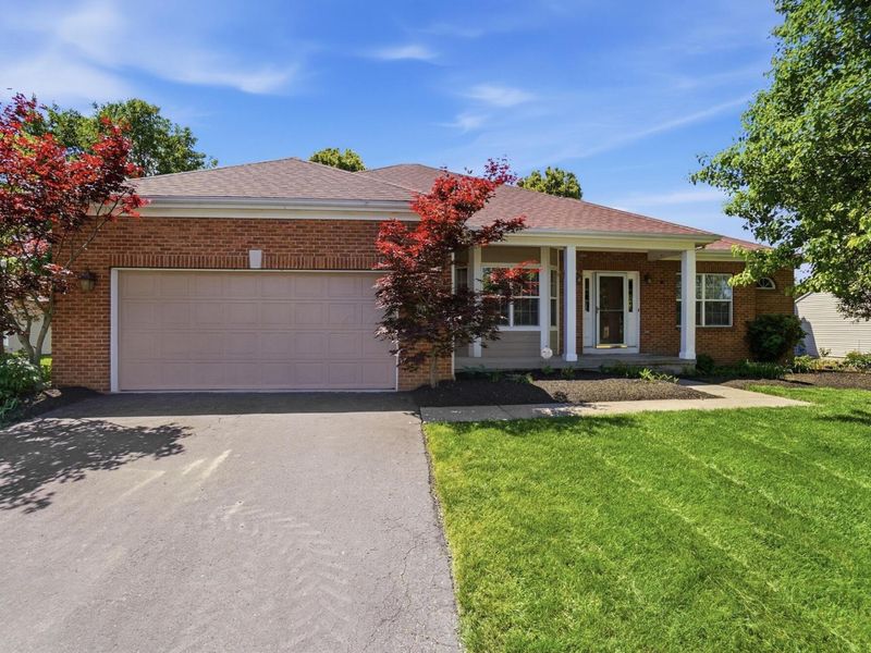 1029 Laketree Court E, Westerville, OH 43081 Photo 2
