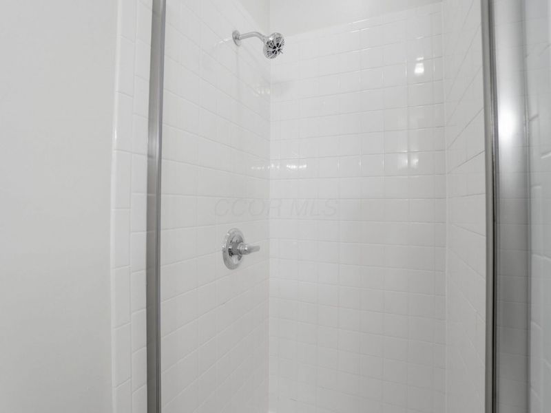 1029 Laketree Court E, Westerville, OH 43081 Photo 22