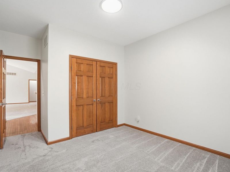 1029 Laketree Court E, Westerville, OH 43081 Photo 24