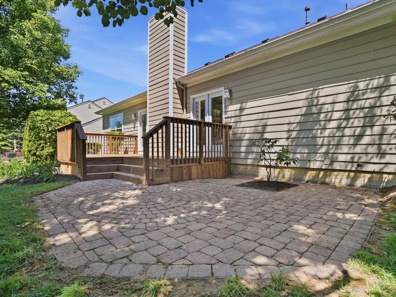 1029 Laketree Court E, Westerville, OH 43081 Photo 35