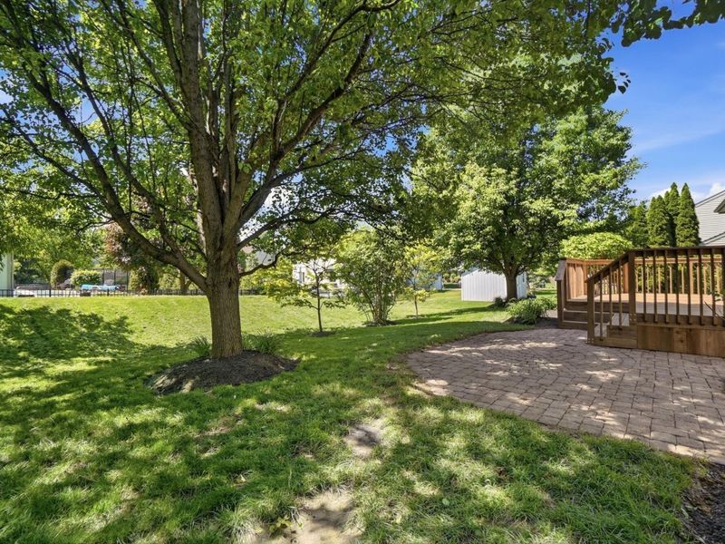 1029 Laketree Court E, Westerville, OH 43081 Photo 40