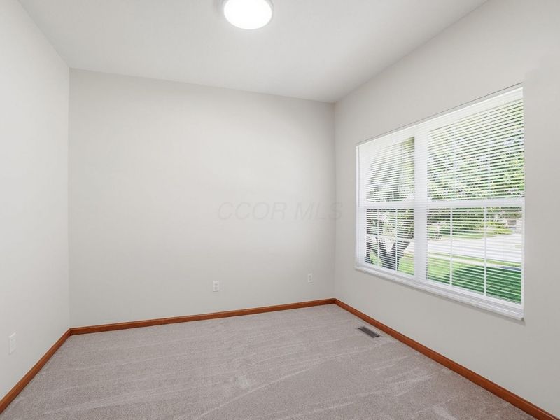 1029 Laketree Court E, Westerville, OH 43081 Photo 5