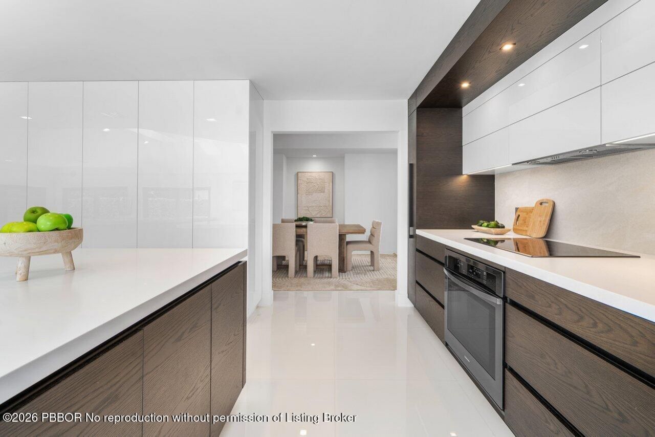 1648 Breakers West Boulevard, West Palm Beach, FL 33411 Photo