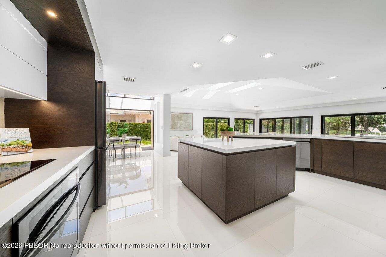 1648 Breakers West Boulevard, West Palm Beach, FL 33411 Photo