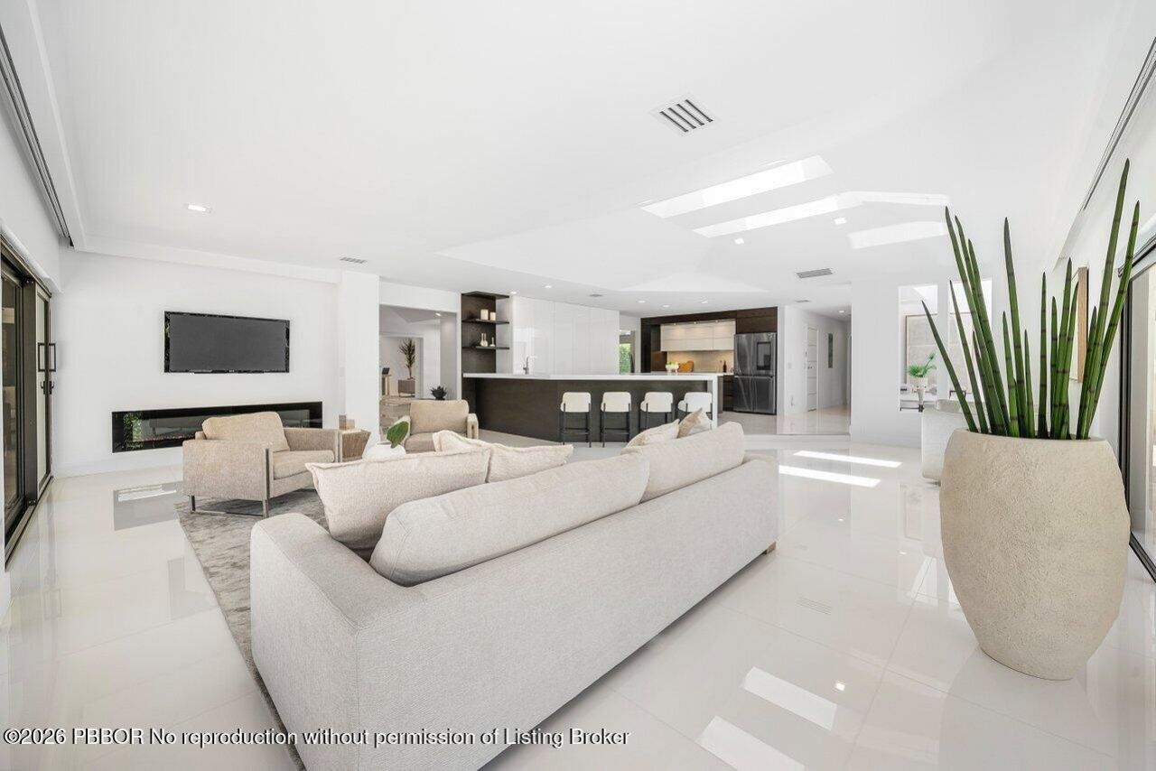 1648 Breakers West Boulevard, West Palm Beach, FL 33411 Photo