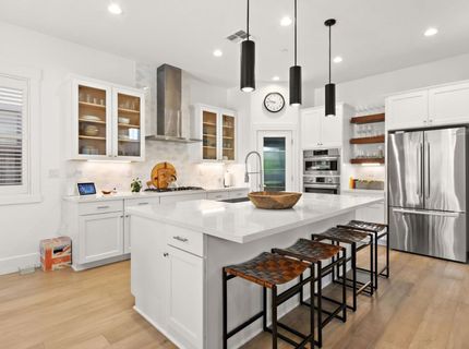 5201 F St, Sacramento, CA 95819 Photo