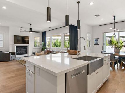 5201 F St, Sacramento, CA 95819 Photo