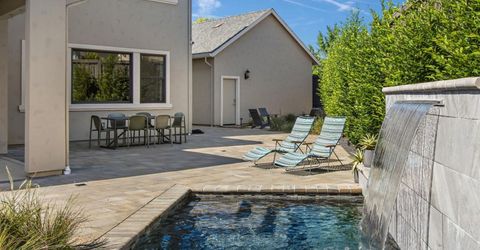 5201 F St, Sacramento, CA 95819 Photo