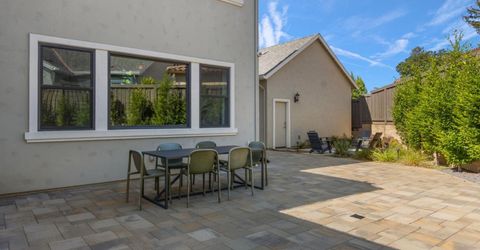 5201 F St, Sacramento, CA 95819 Photo