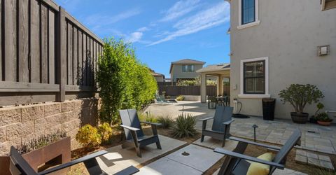 5201 F St, Sacramento, CA 95819 Photo