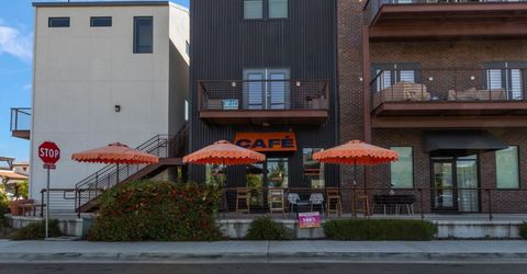 5201 F St, Sacramento, CA 95819 Photo
