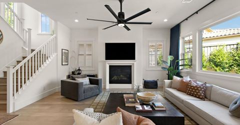 5201 F St, Sacramento, CA 95819 Photo