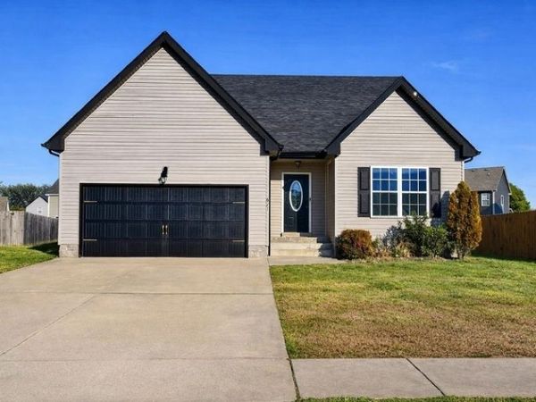 621 Fennec Way, Clarksville, TN 37042
