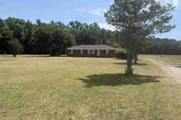 10555 Douglas Swamp Rd photo 4