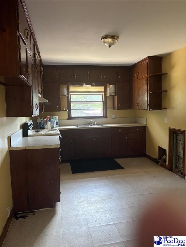 10555 Douglas Swamp Rd Photo 7