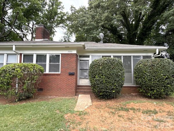 2000 Weststone Drive , Charlotte, NC 28208