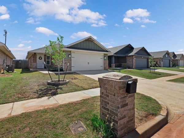 19904 Taggert Drive, Edmond, OK 73012