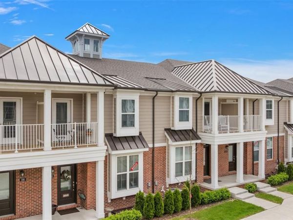218 Jotham Avenue, Auburn Hills, MI 48326