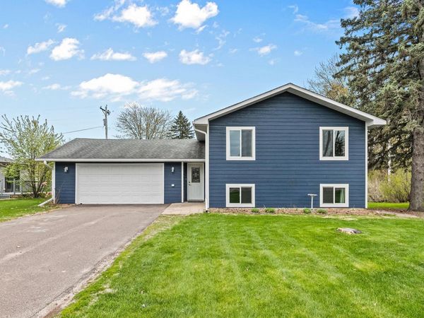 850 W 4th Street, Rush City, MN 55069