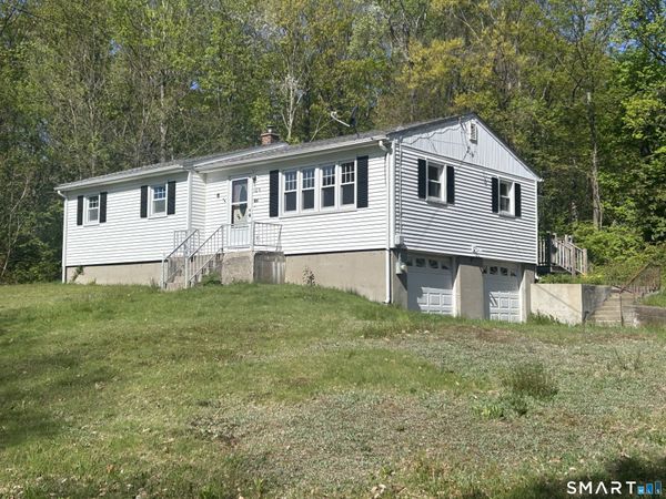 109 Beach, Prospect, CT 06712