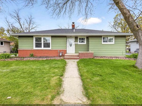 946 4TH STREET, Menasha, WI 54952