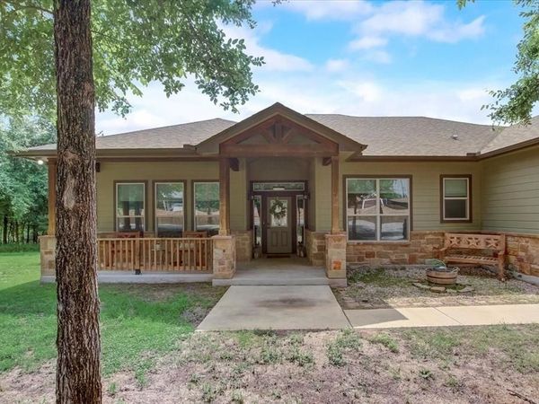 157 Keawakapu DR, Bastrop, TX 78602