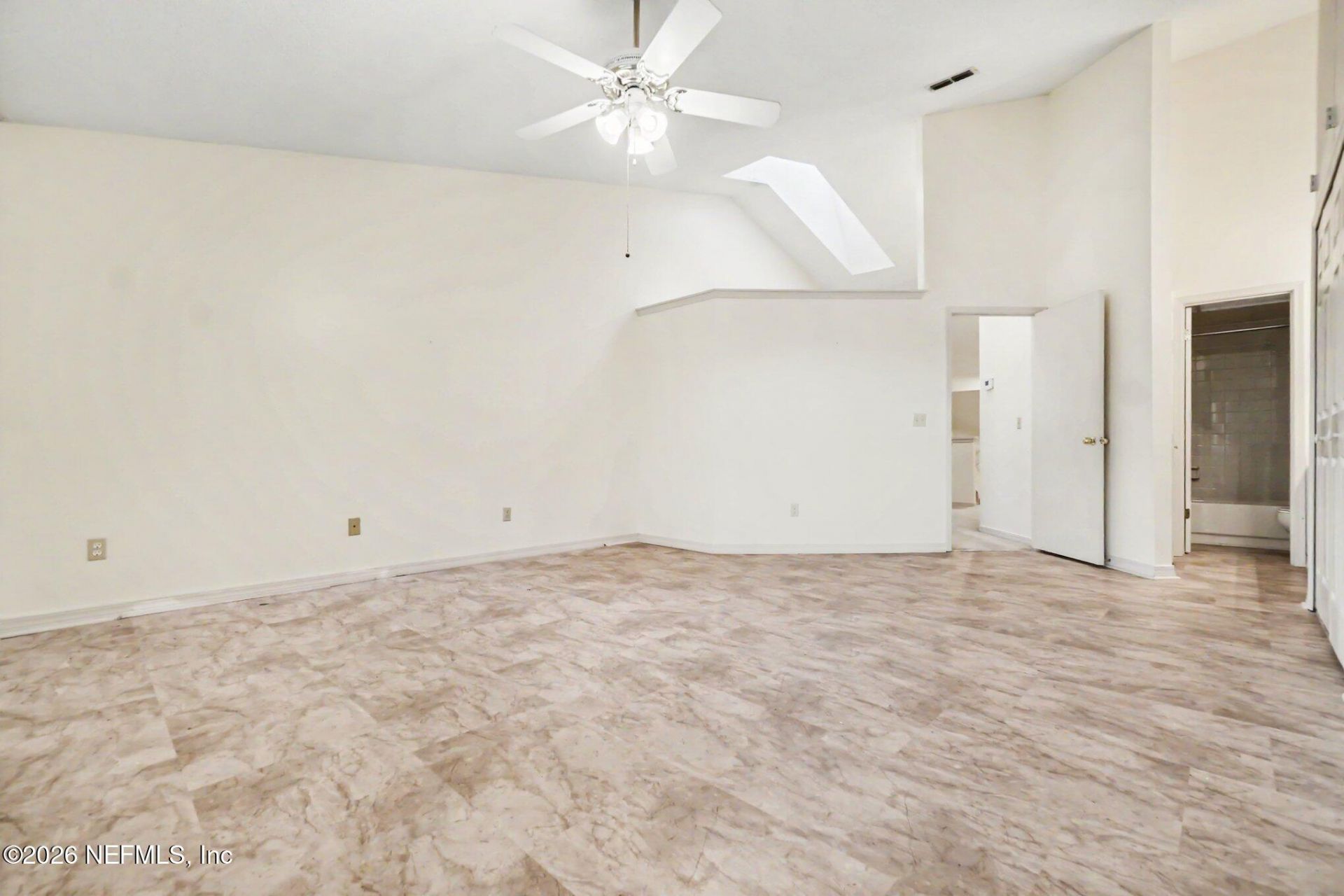 11285 Lake Mandarin Circle E, Jacksonville, FL 32223 Photo