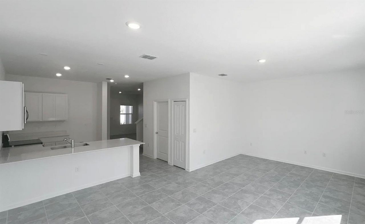 2562 Skyline Loop, Kissimmee, FL 34758 Photo