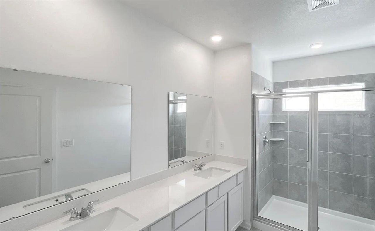 2562 Skyline Loop, Kissimmee, FL 34758 Photo