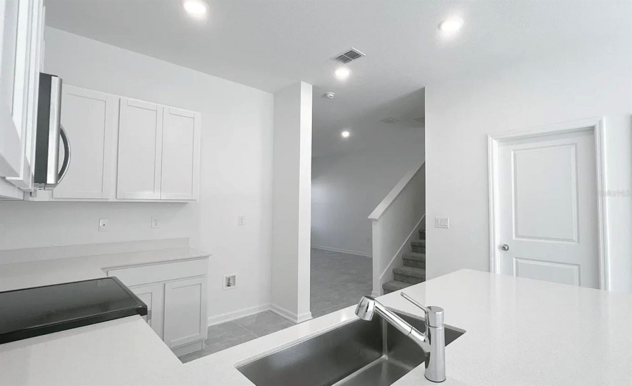 2562 Skyline Loop, Kissimmee, FL 34758 Photo