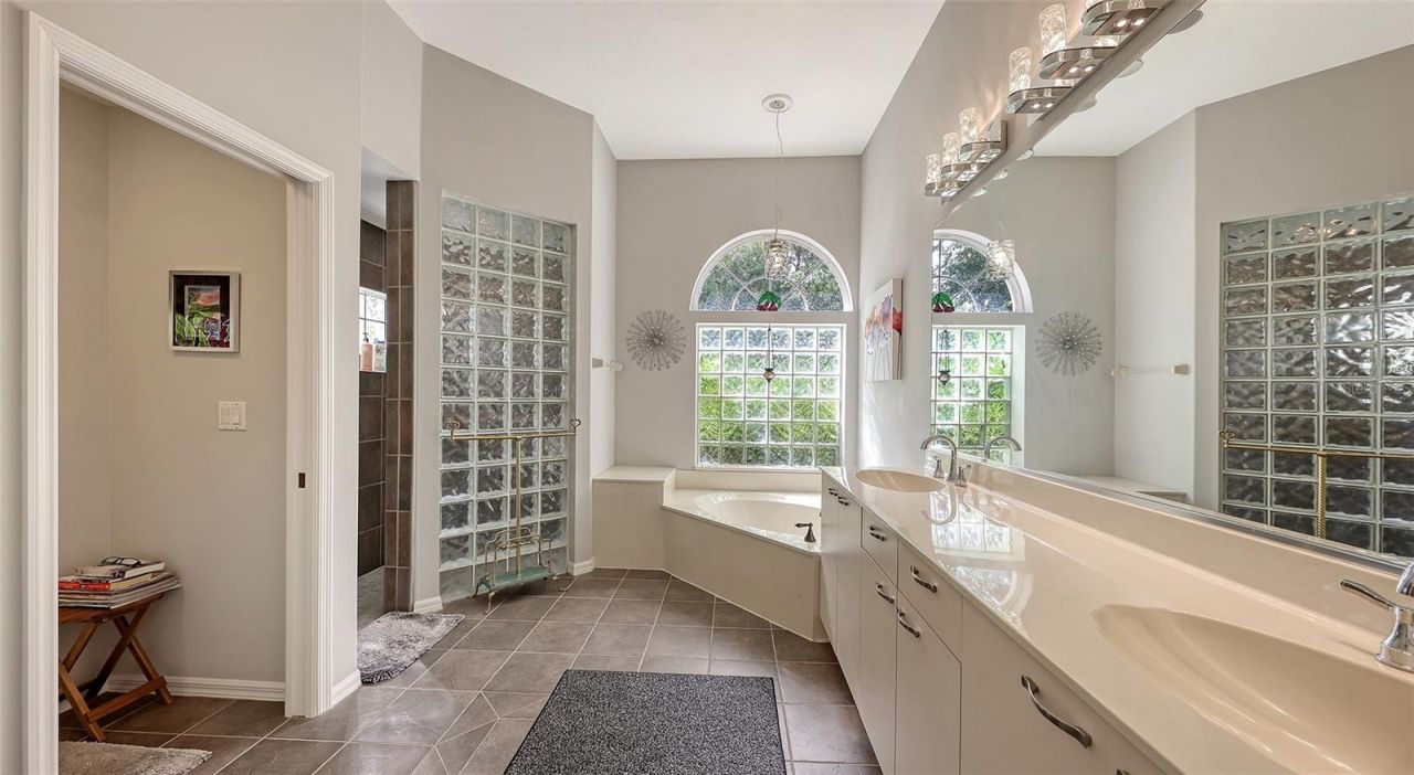 7025 N Serenoa Drive, Sarasota, FL 34241 Photo
