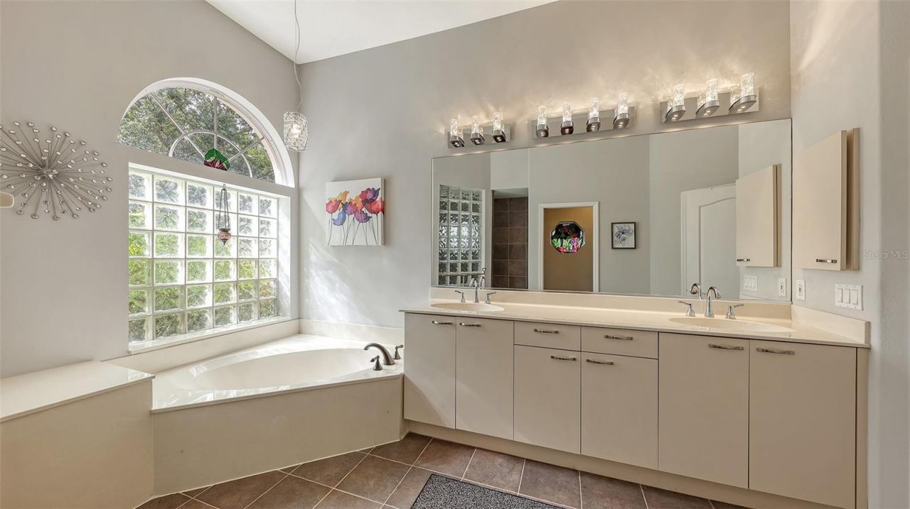 7025 N Serenoa Drive, Sarasota, FL 34241 Photo