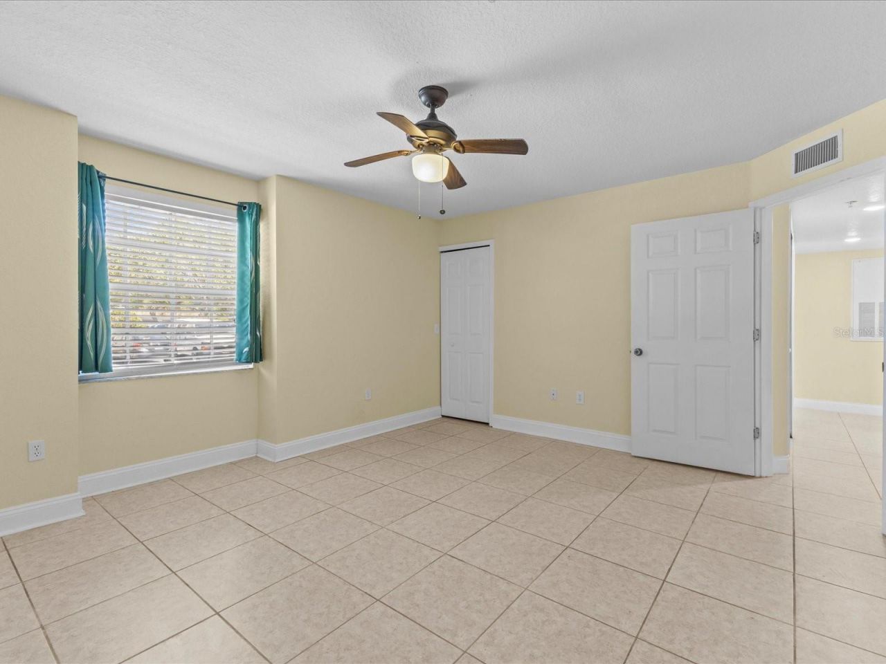 13839 Fairway Island Drive, Unit 1111, Orlando, FL 32837 Photo
