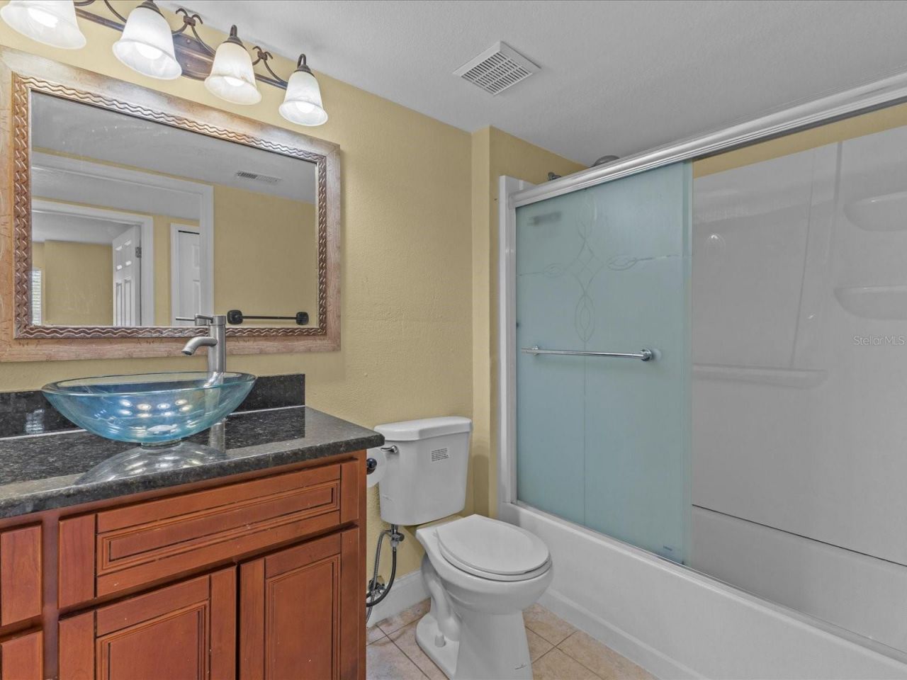 13839 Fairway Island Drive, Unit 1111, Orlando, FL 32837 Photo