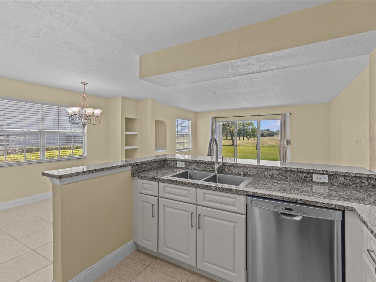 13839 Fairway Island Drive, Unit 1111, Orlando, FL 32837 Photo