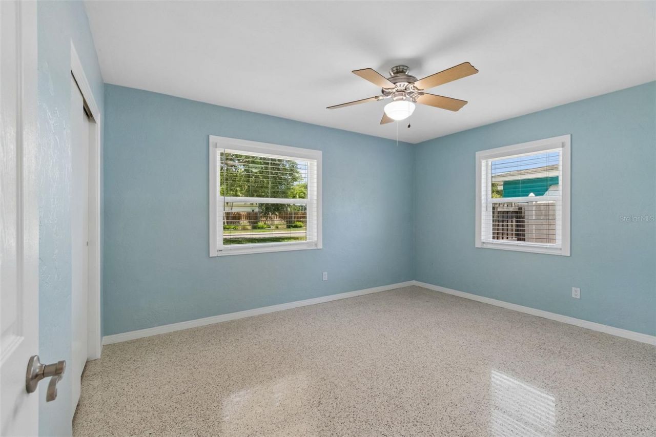 2700 43rd Street N, Saint Petersburg, FL 33713 Photo