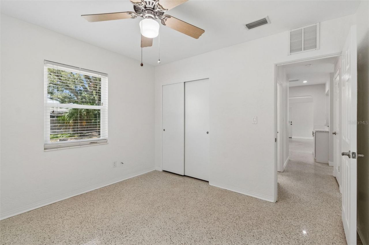 2700 43rd Street N, Saint Petersburg, FL 33713 Photo