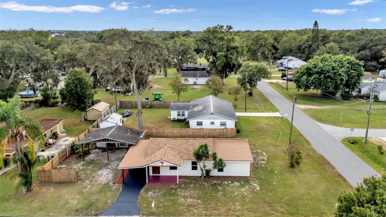 127 Colonial Drive, Auburndale, FL 33823 Photo
