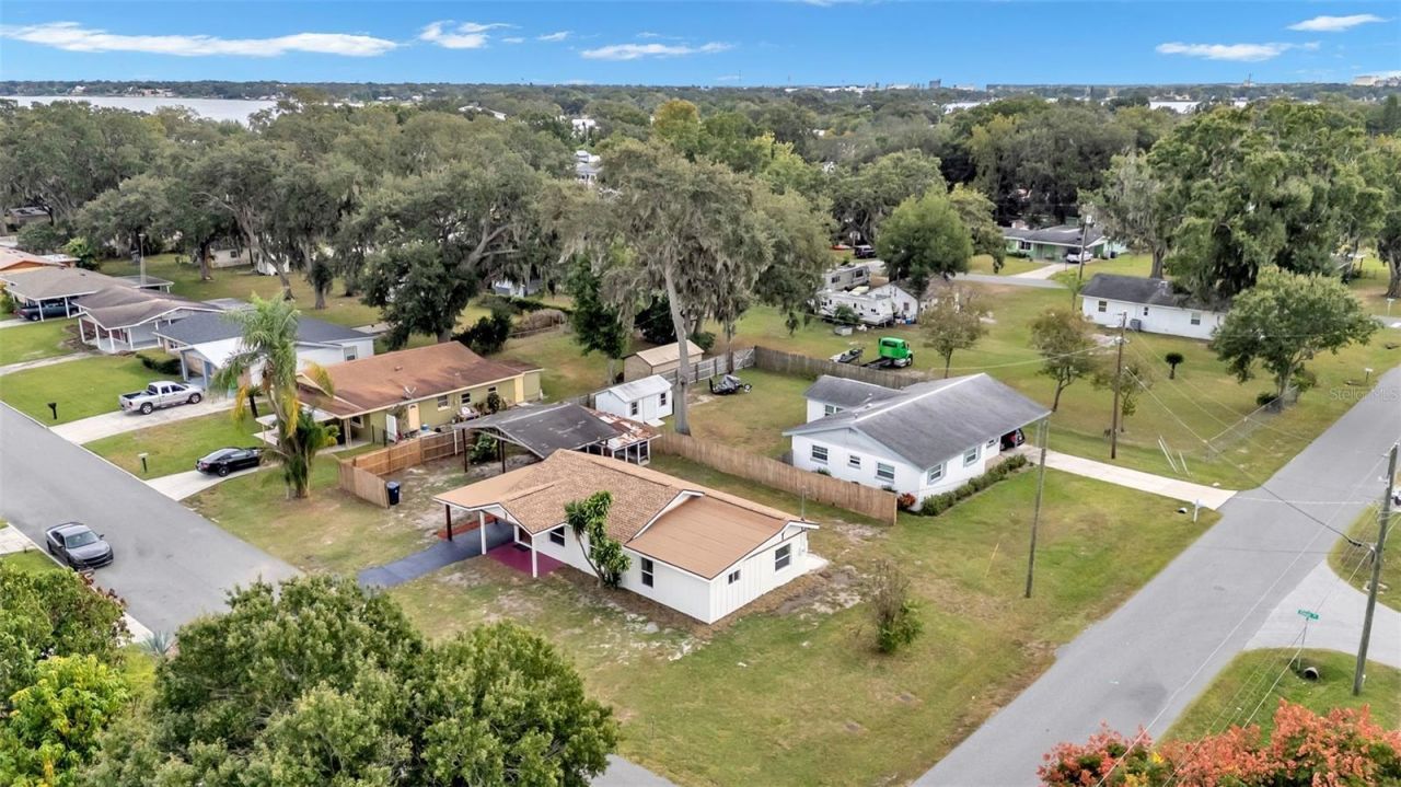 127 Colonial Drive, Auburndale, FL 33823 Photo