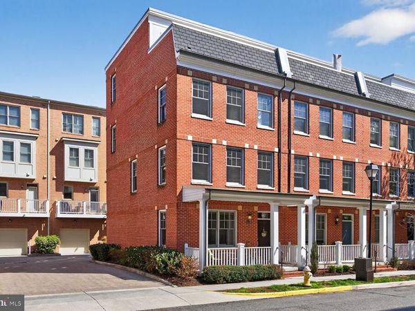 917 PARKER GRAY SCHOOL WAY, ALEXANDRIA, VA 22314