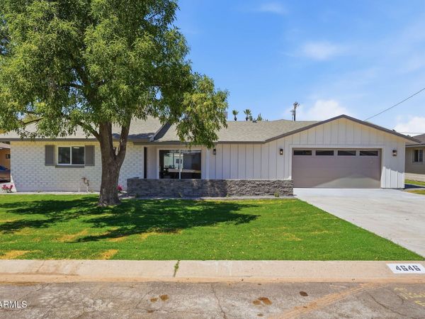 4646 E VERNON Avenue, Phoenix, AZ 85008
