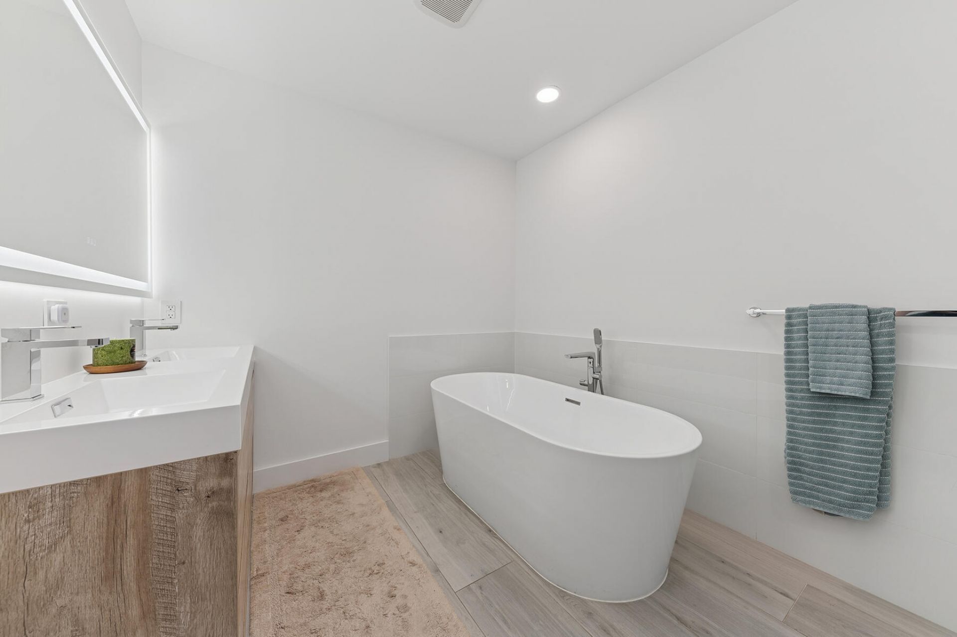 2740 NE 40th Court, Lighthouse Point, FL 33064 Photo