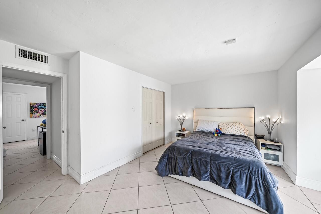 8745 SW 137th Avenue, Miami, FL 33183 Photo