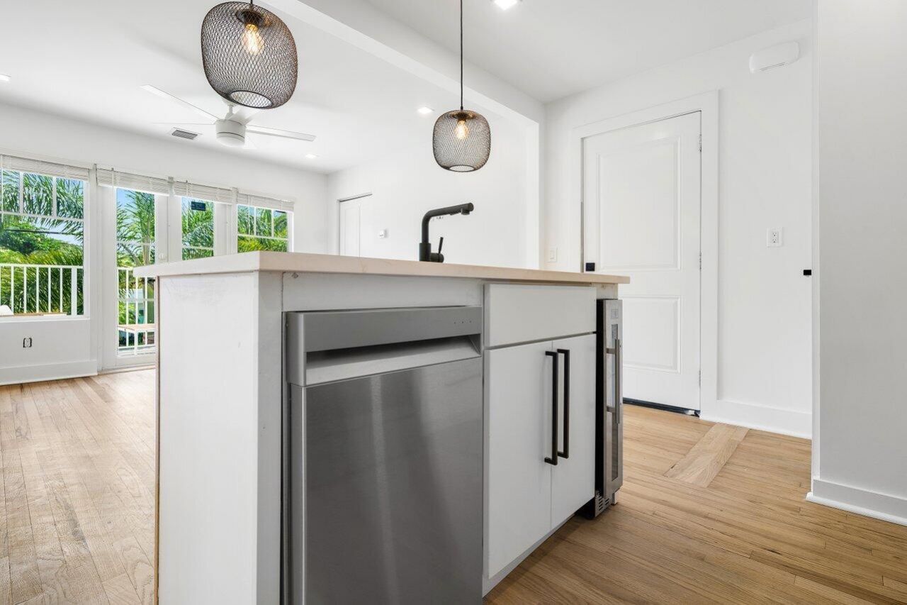 401 NE 2nd Avenue, Unit 4, Delray Beach, FL 33444 Photo