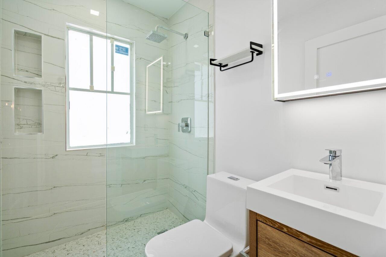 401 NE 2nd Avenue, Unit 2, Delray Beach, FL 33444 Photo