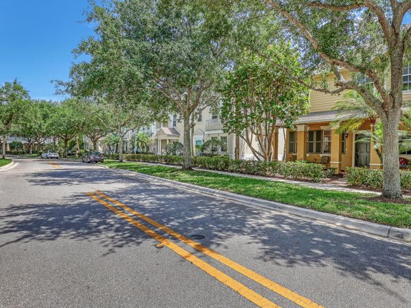 339 E Bay Cedar Circle, Jupiter, FL 33458