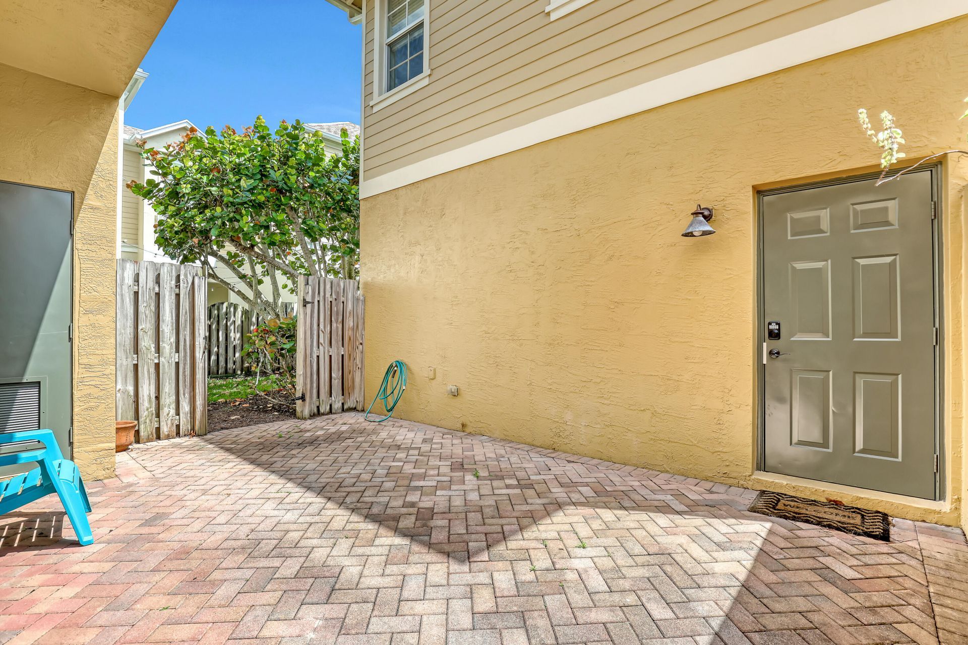 339 E Bay Cedar Circle, Jupiter, FL 33458 Photo