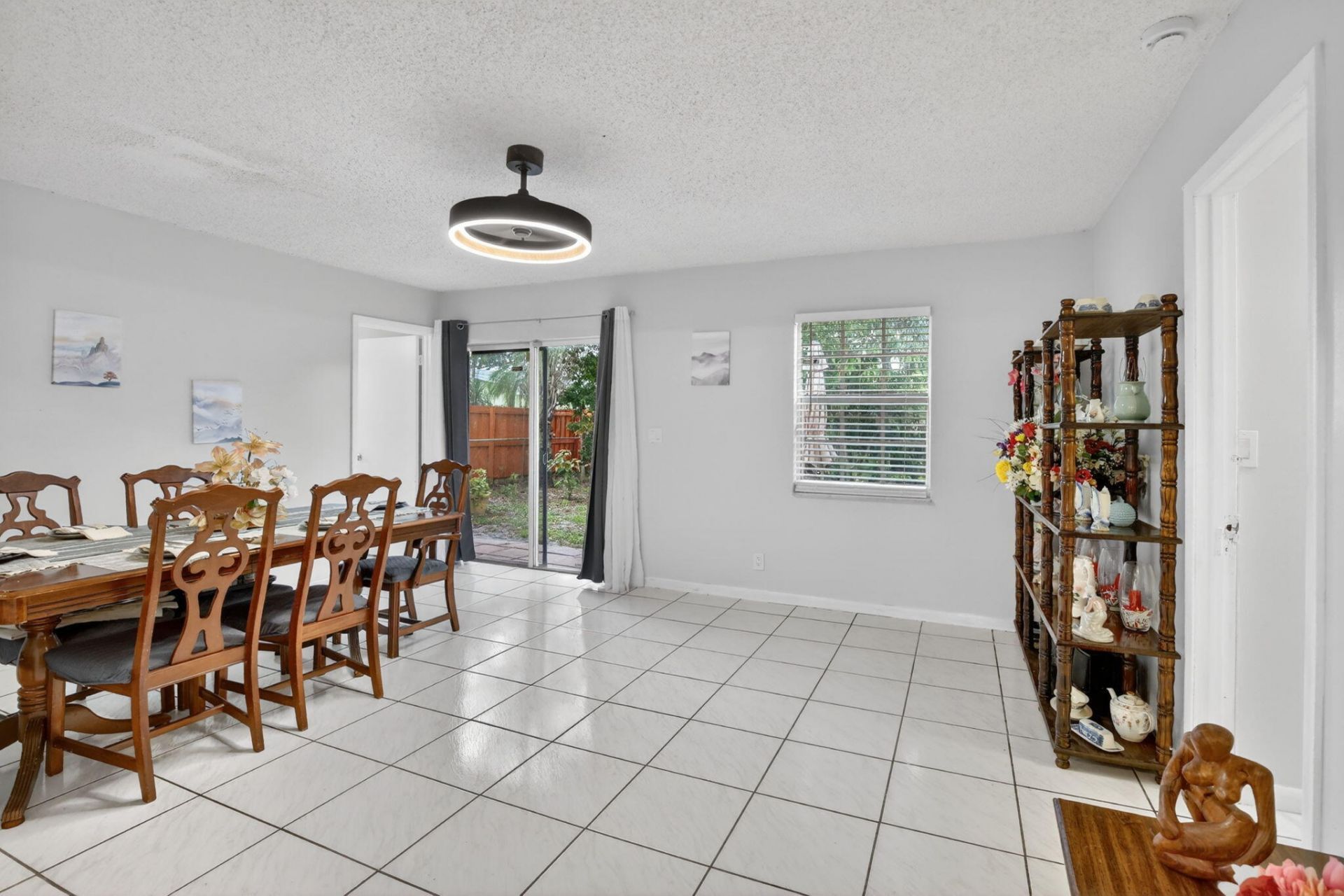 1411 NW 89th Avenue, Pembroke Pines, FL 33024 Photo