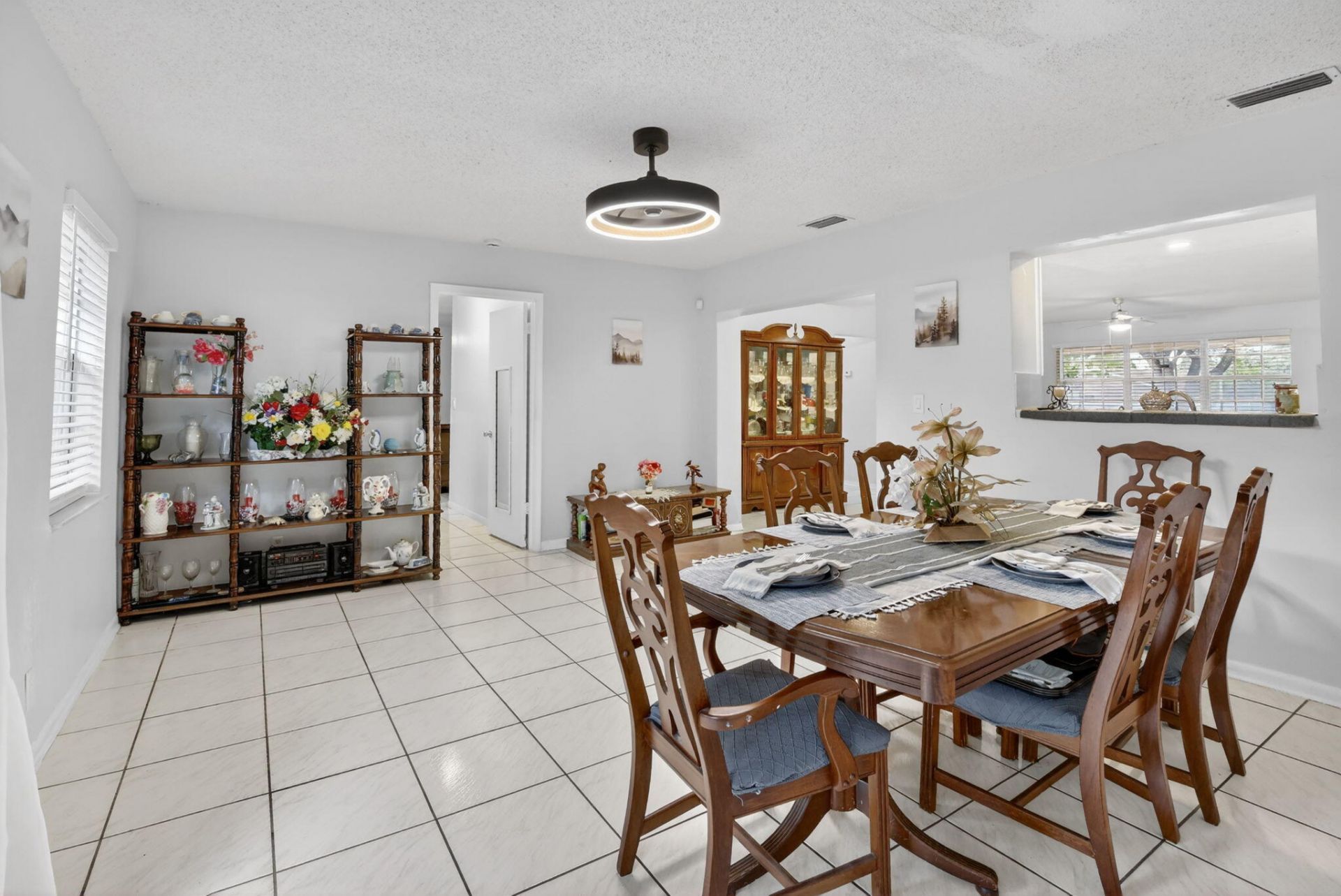 1411 NW 89th Avenue, Pembroke Pines, FL 33024 Photo