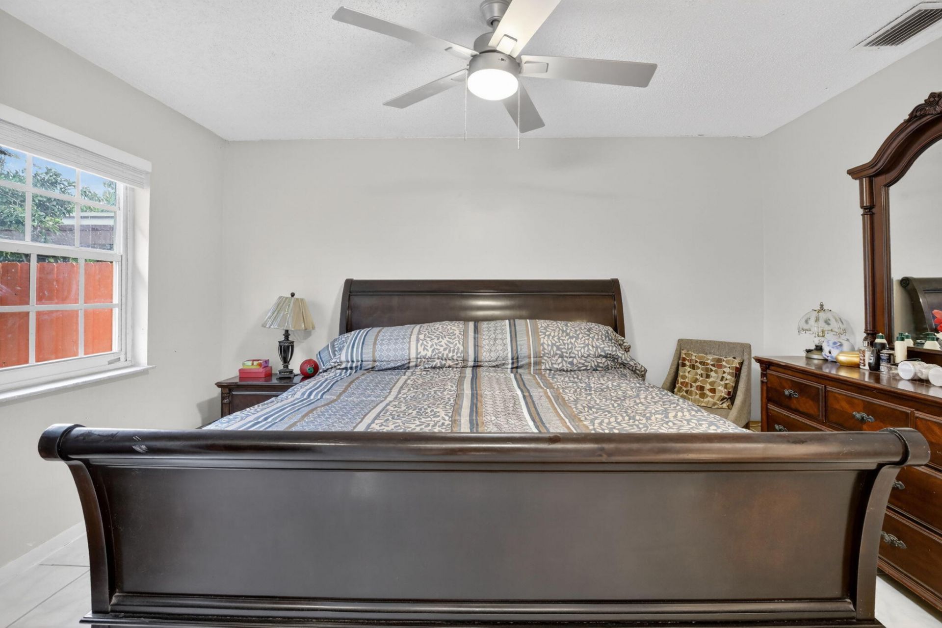1411 NW 89th Avenue, Pembroke Pines, FL 33024 Photo